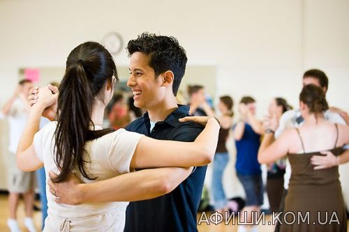 Афиша Отдых и мероприятия онлайн: Спортивные бальные танцы: есть ли альтернатива для взрослых танцоров? онлайн