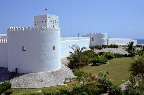 Афиша Интересные места для посещения онлайн: Форты Омана - особенности онлайн
