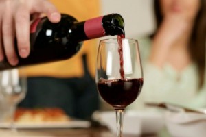 Афиша Як без штопора відкрити пляшку вина: поради онлайн