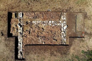 Афиша Легендарний храм Посейдона знайшли у Греції онлайн