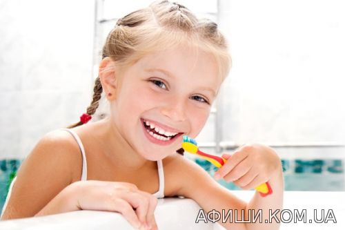 Травмы зуба у маленьких детей