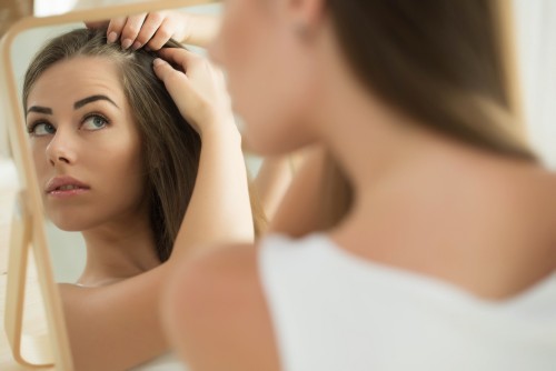 Афиша Красота и здоровье онлайн: Ефективні поради: як позбутися посічених кінчиків волосся онлайн