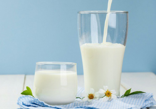 Афиша Полезные услуги онлайн: Експортувати до Аргентини зможуть українське молоко онлайн