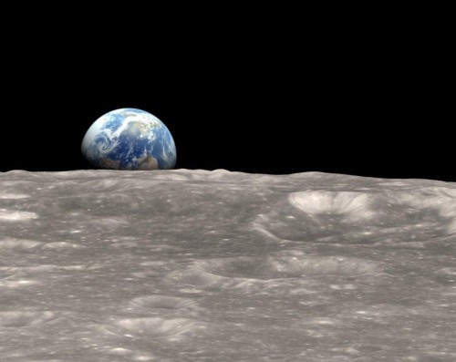 Афиша Полезные советы онлайн: Чи може Місяць на Землю впасти онлайн