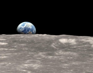 Афиша Чи може Місяць на Землю впасти онлайн