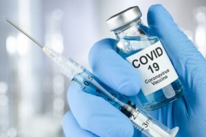 Афиша Невакцинированные люди в 11 раз чаще умирают от COVID-19 онлайн
