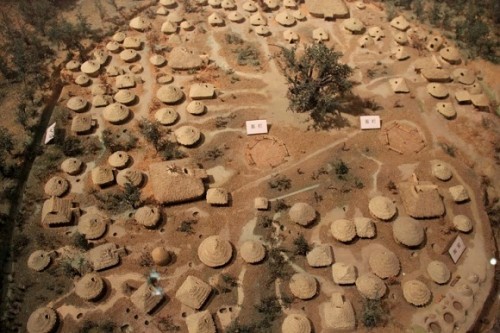 Афиша Музеи онлайн: Будинок, якому 5 000 років, знайдено в Китаї онлайн