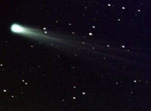 Афиша Комету, яка може затьмарити зірки на небі, виявили вчені онлайн