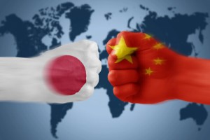Афиша На фоні погроз Китаю Японія обмежить експорт чіпів онлайн